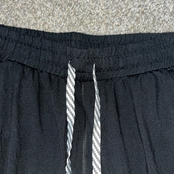 Scheels Joggers - Picture 2 of 6